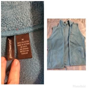 Fleece vest size med